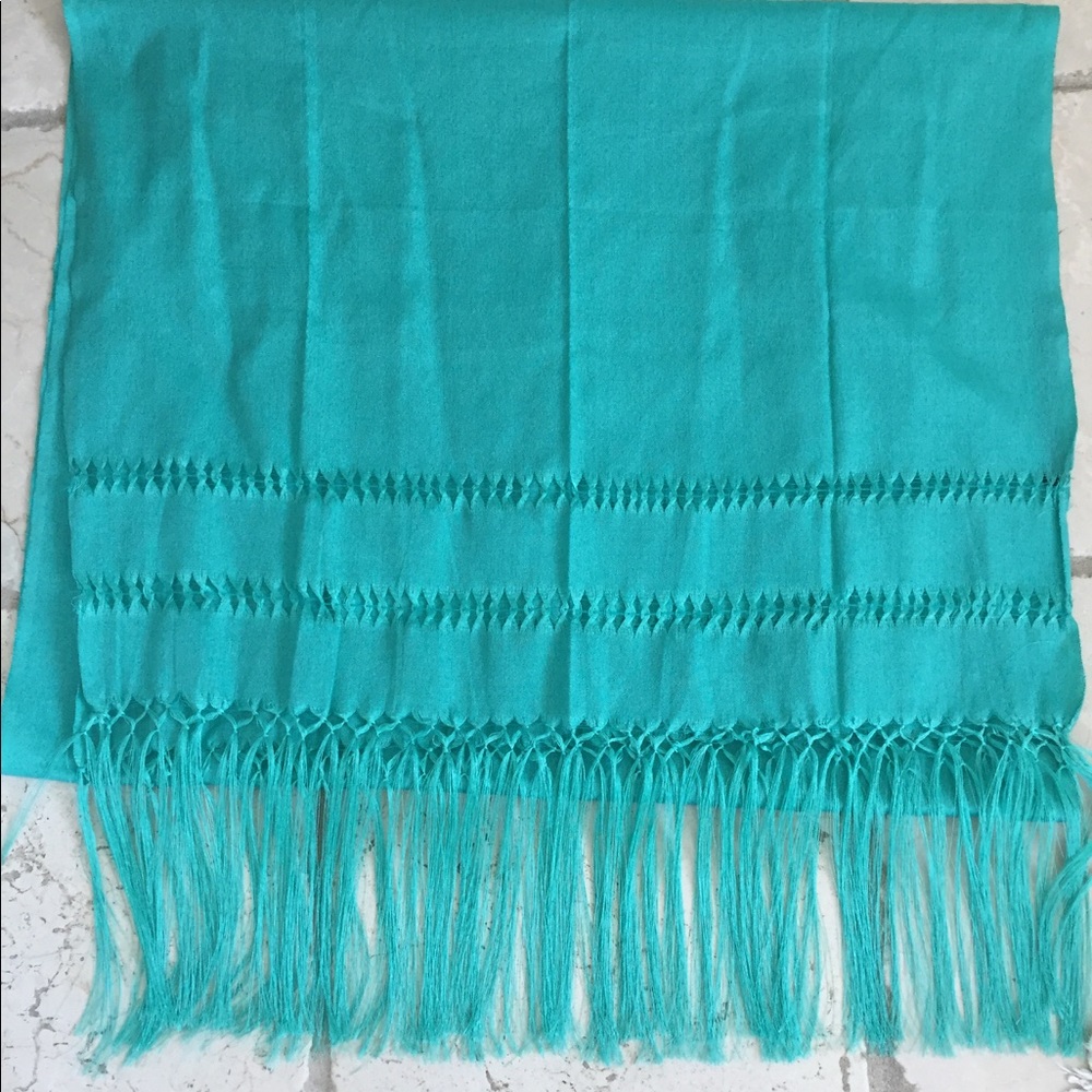 Bright Teal Mexican Wrap